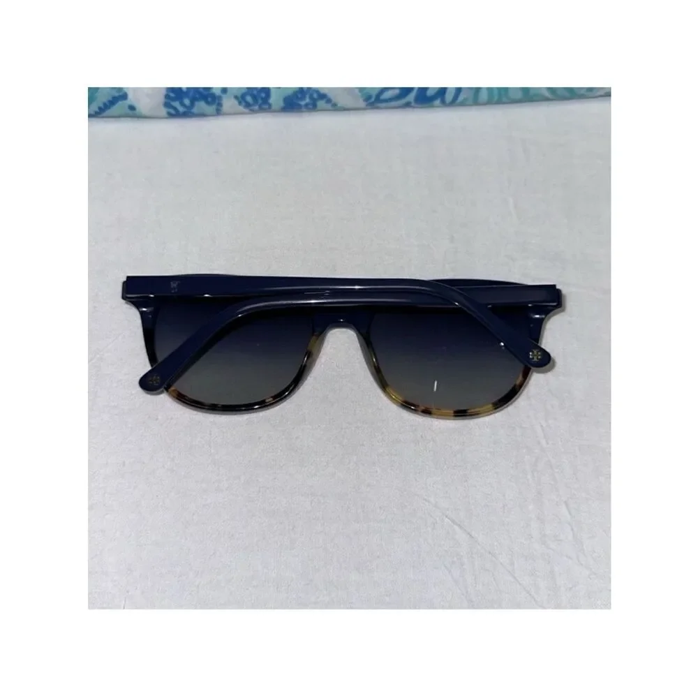 Tory Burch TY 7131 Navy Blue Tortoise Gold Tone Hardware 100 UV Prot Sunglasses